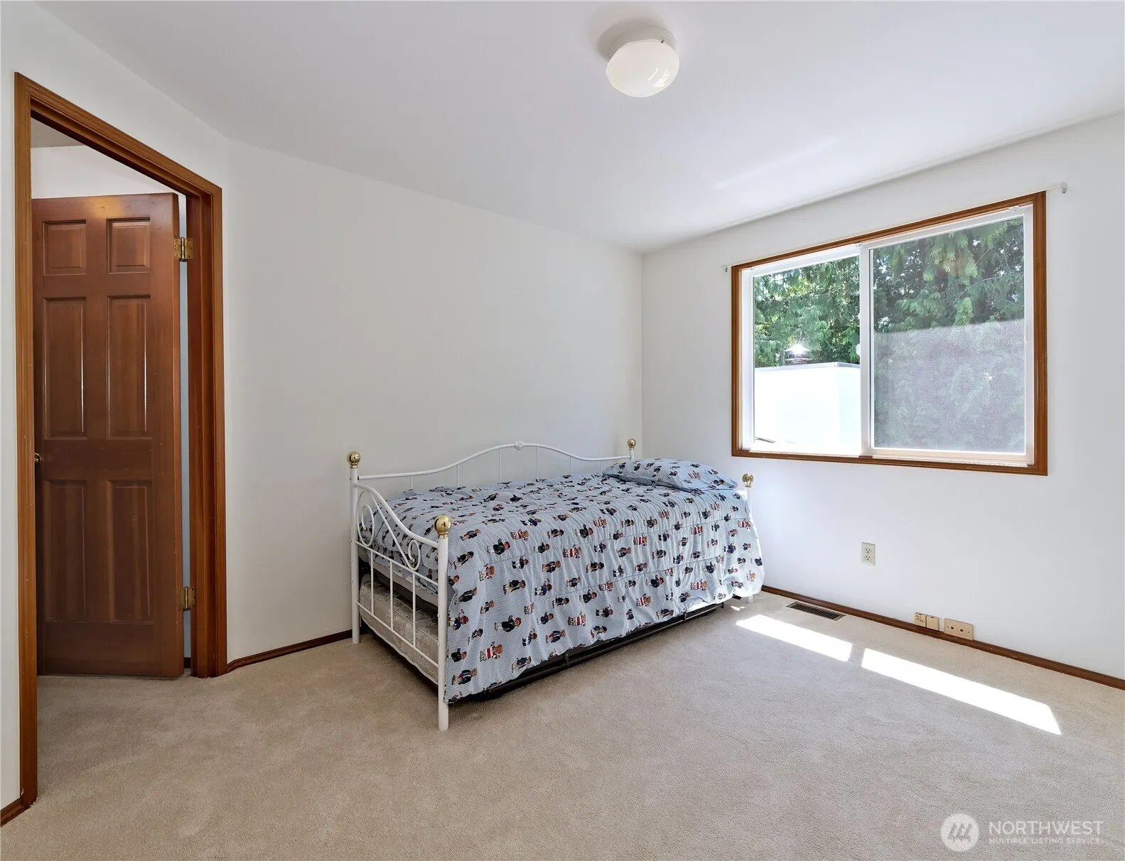 22019 NE 26th Place , Sammamish, WA 98074-6444