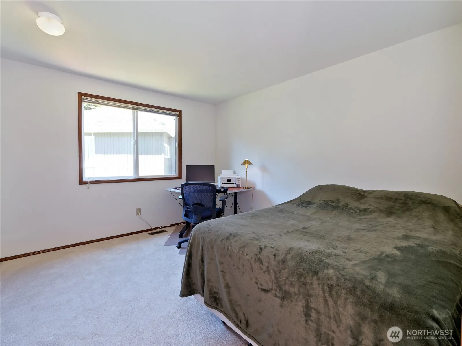 22019 NE 26th Place , Sammamish, WA 98074-6444