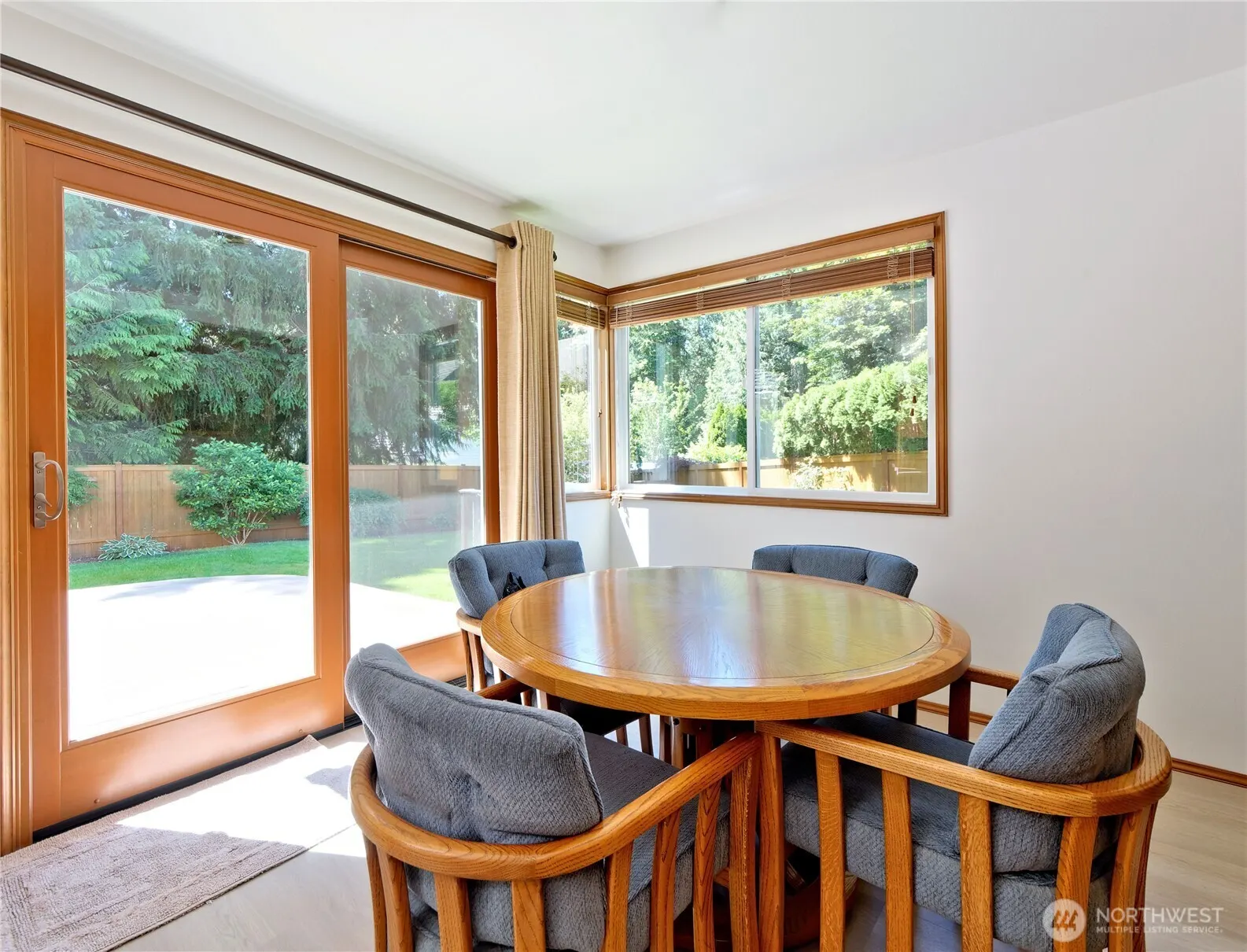 22019 NE 26th Place , Sammamish, WA 98074-6444