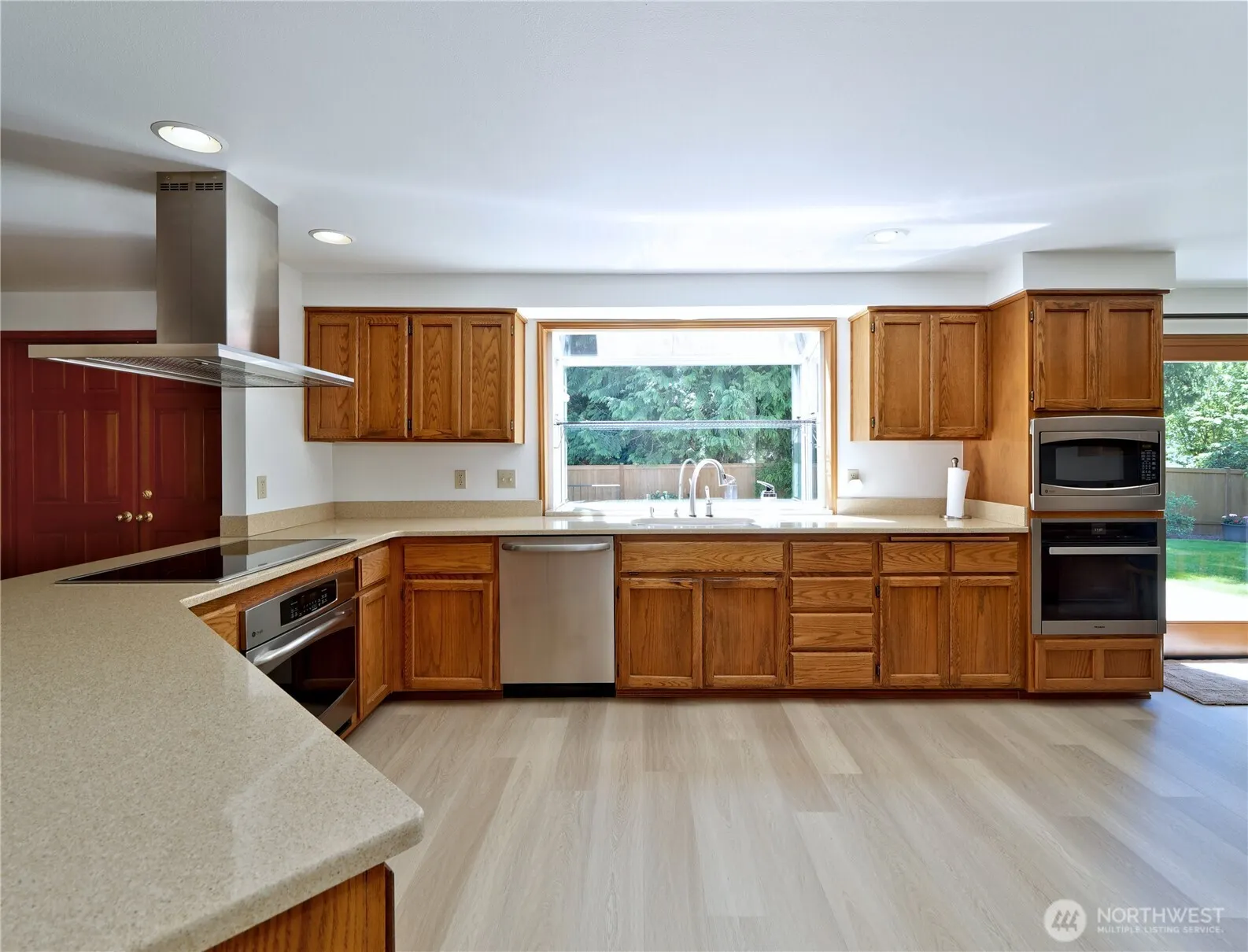22019 NE 26th Place , Sammamish, WA 98074-6444