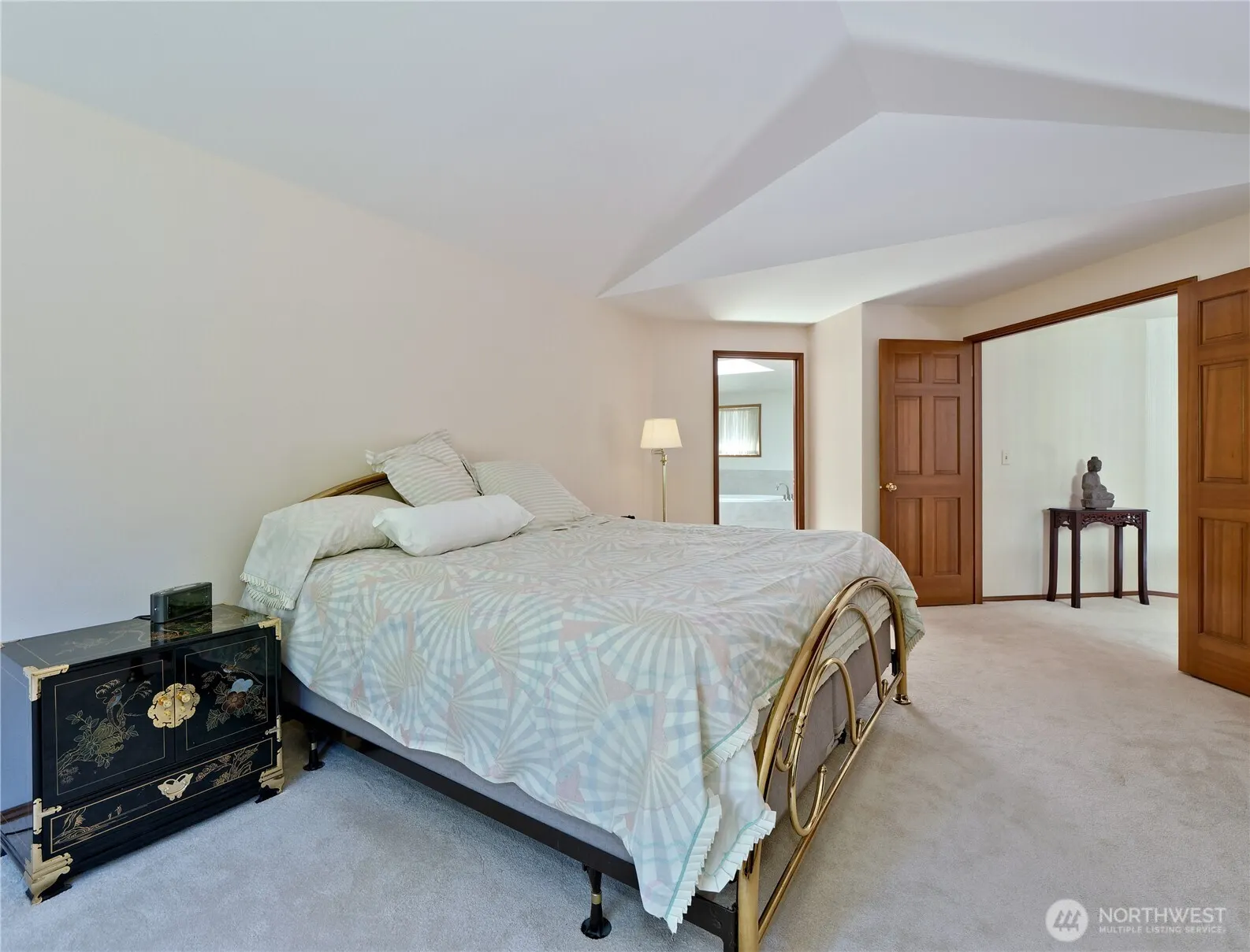 22019 NE 26th Place , Sammamish, WA 98074-6444