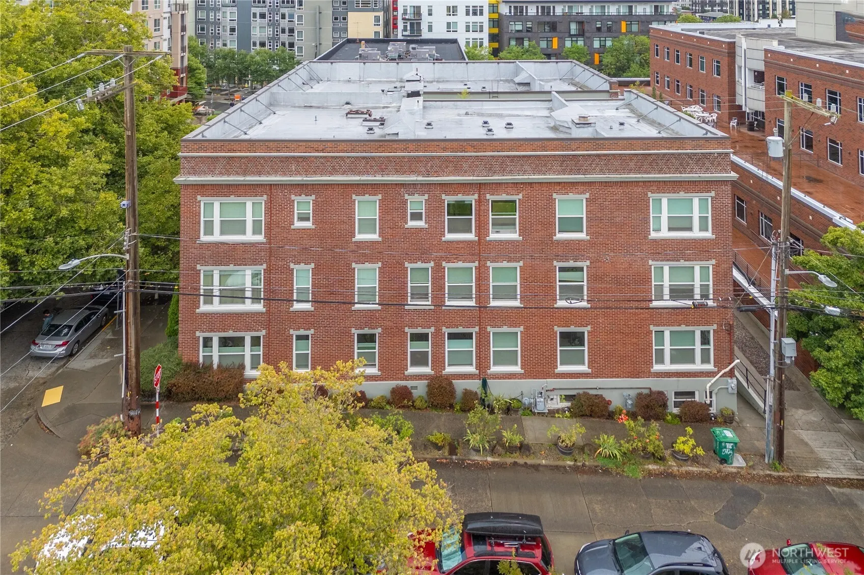 905 NE 43rd Street #107, Seattle, WA 98105