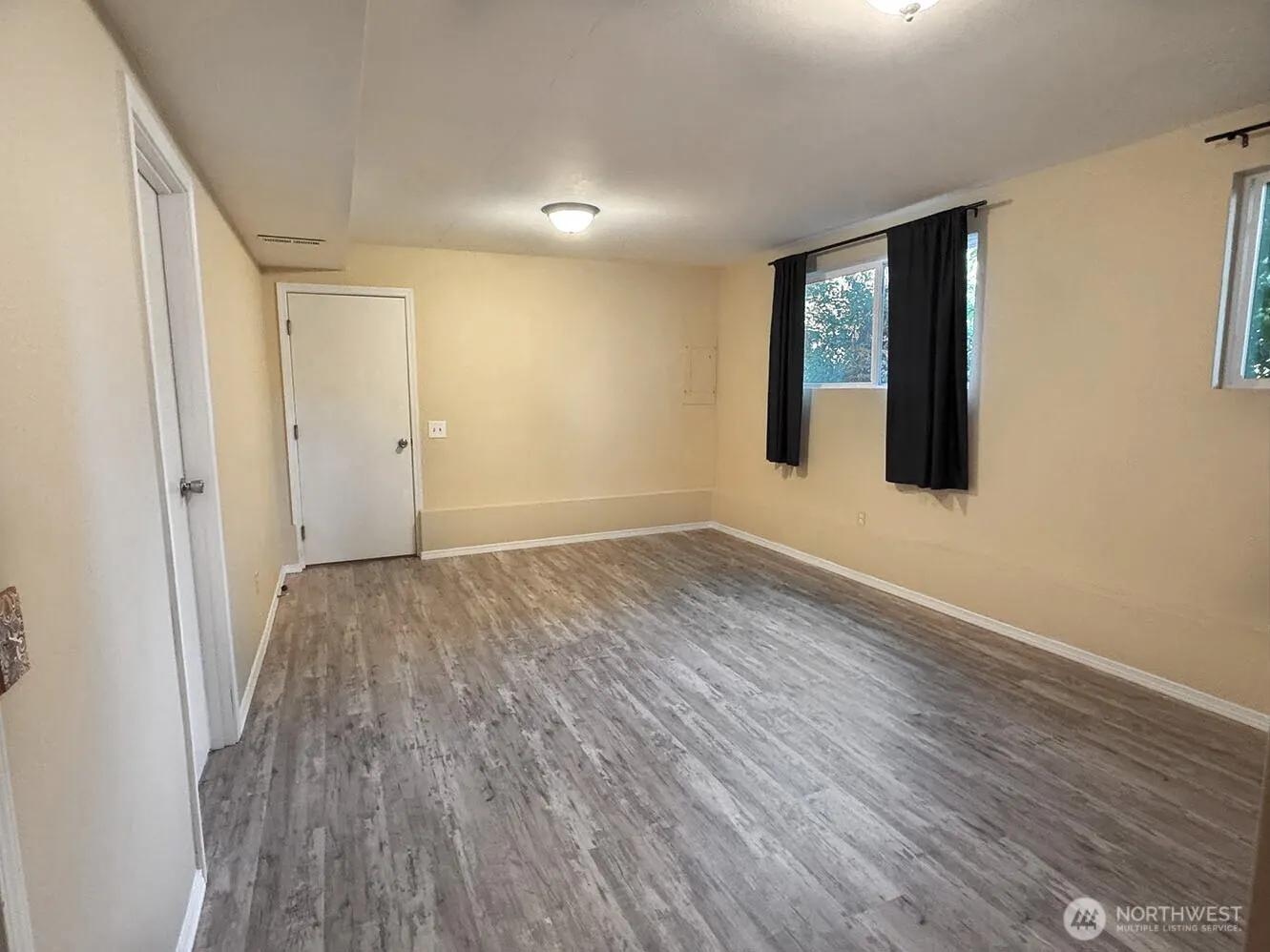 19310 1st Avenue SE, Bothell, WA 98012