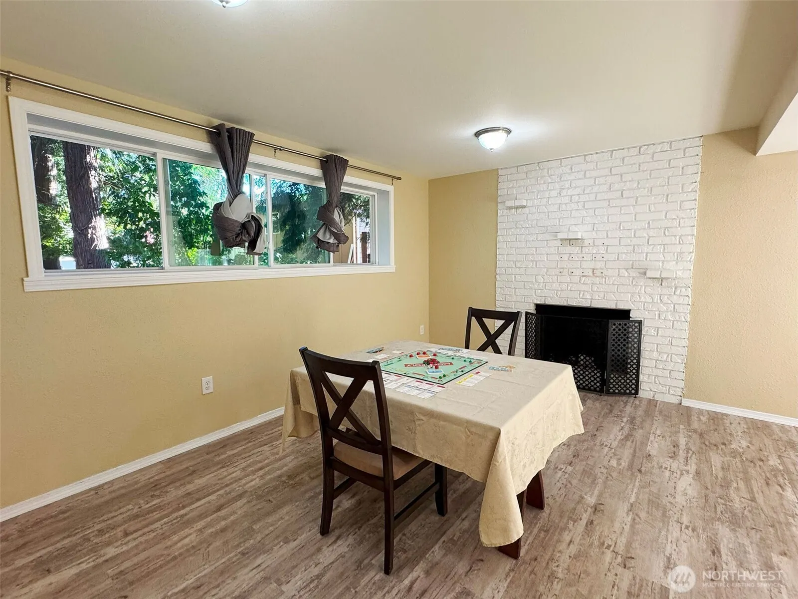 19310 1st Avenue SE, Bothell, WA 98012