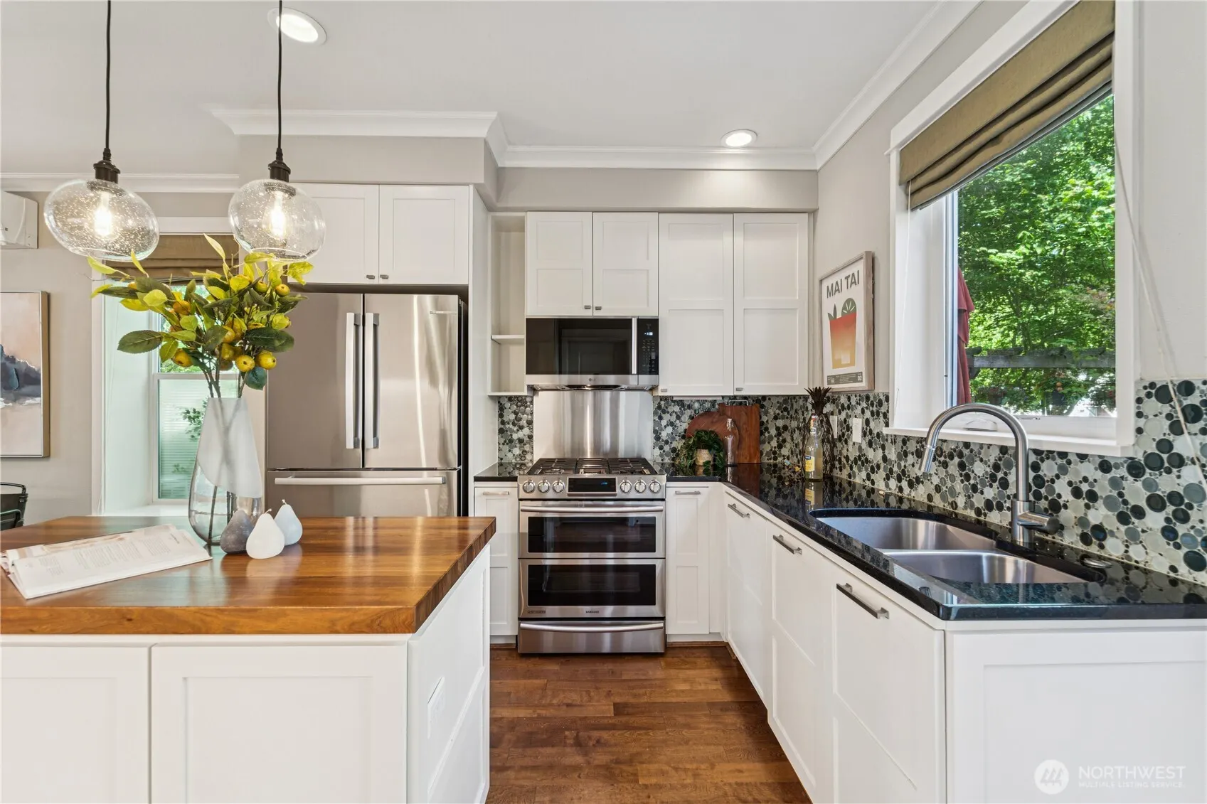 3020 SW Graham Street , Seattle, WA 98126