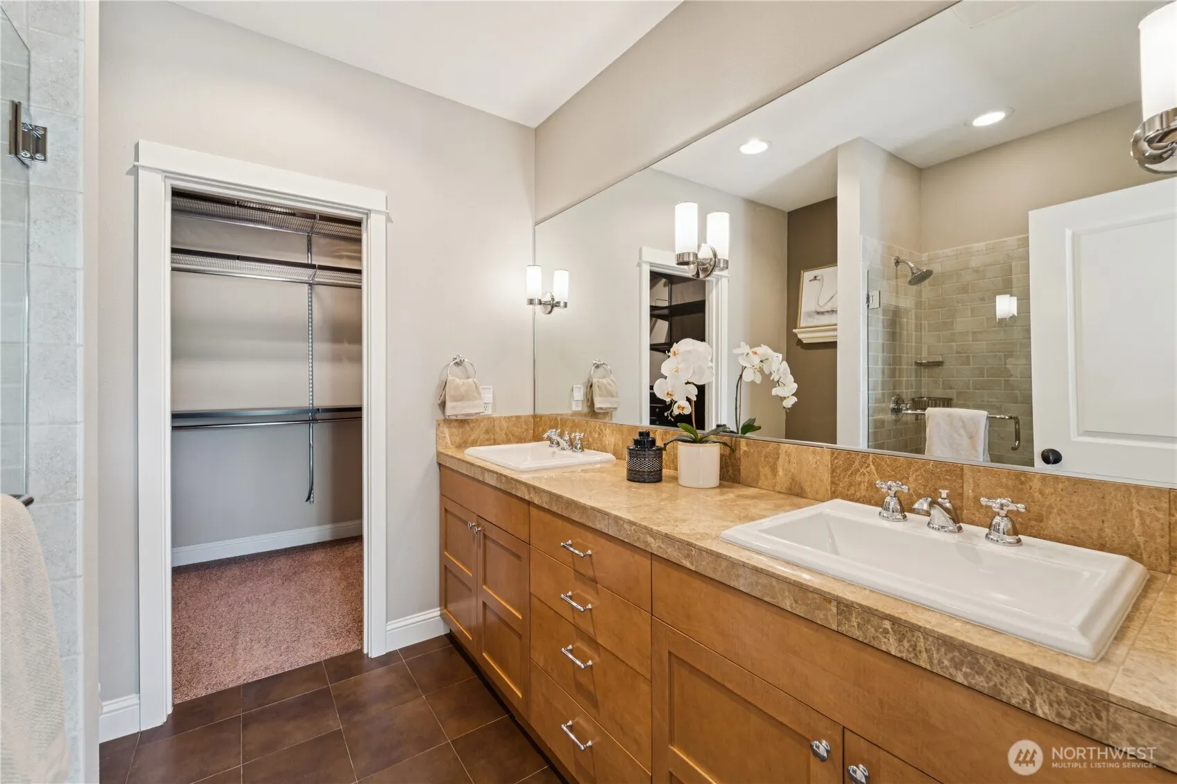 3020 SW Graham Street , Seattle, WA 98126