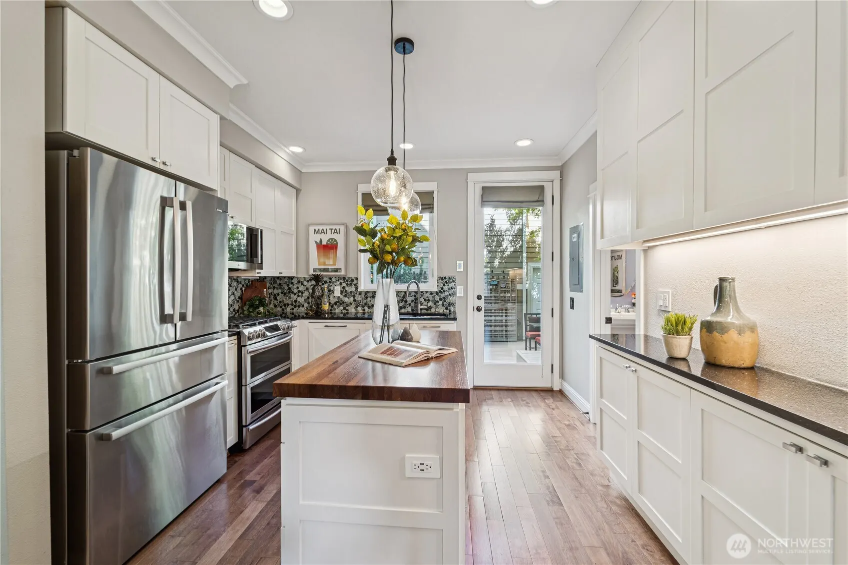 3020 SW Graham Street , Seattle, WA 98126