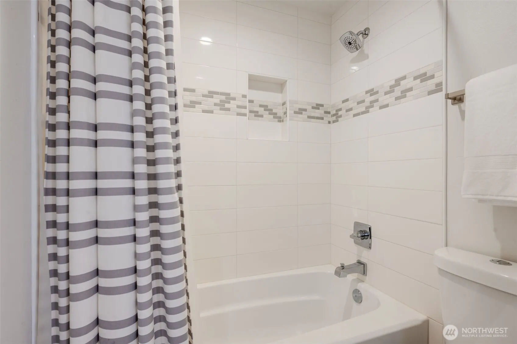 327 Martin Luther King Jr Way , Seattle, WA 98122