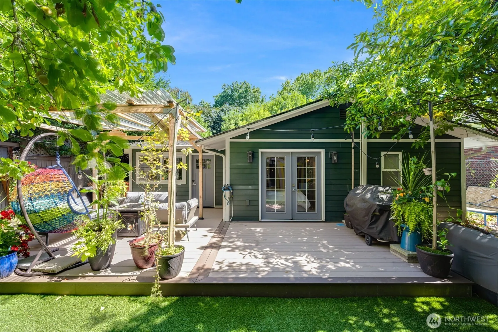327 Martin Luther King Jr Way , Seattle, WA 98122