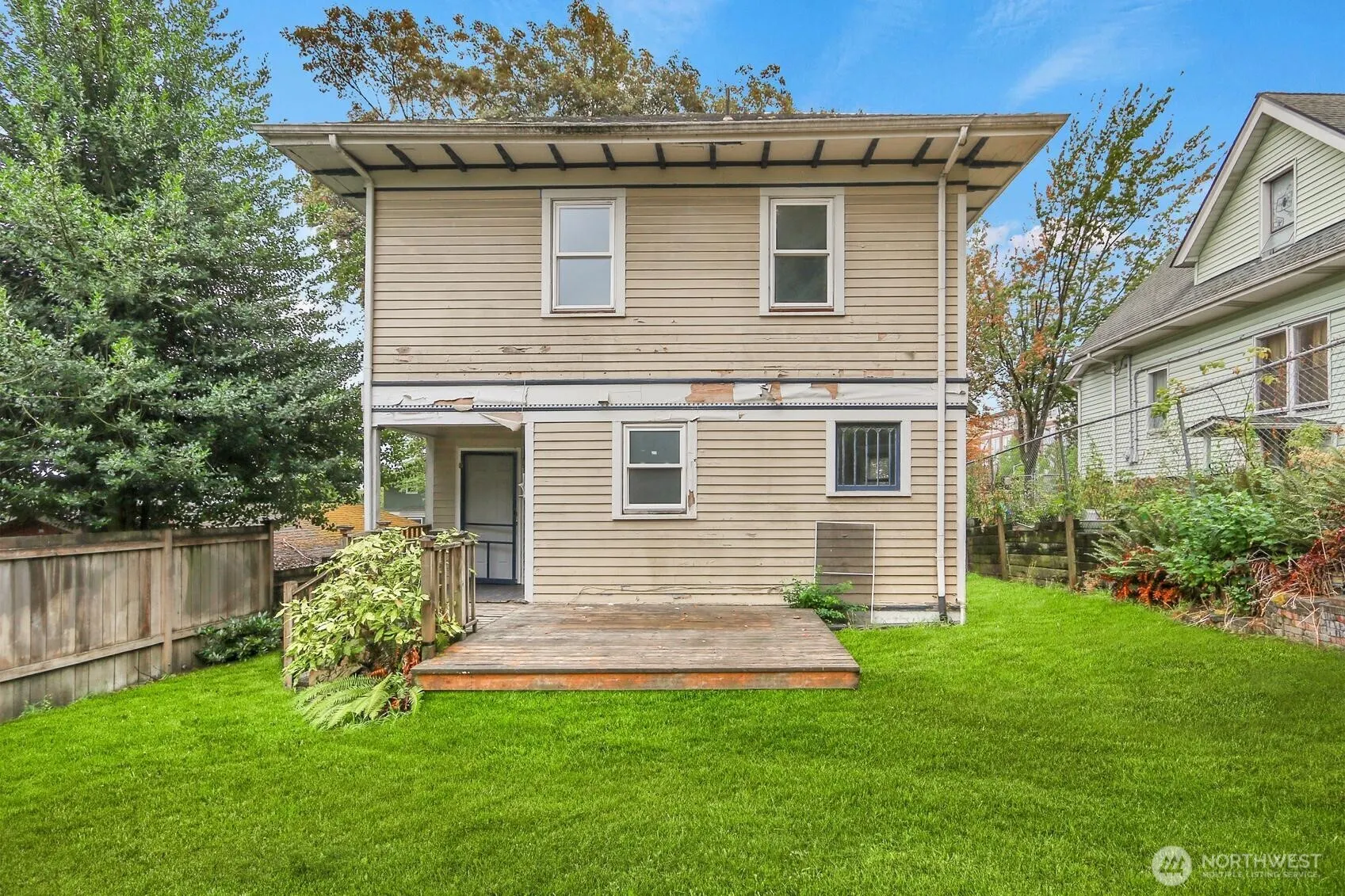 1814 E Cherry Street , Seattle, WA 98122-4712