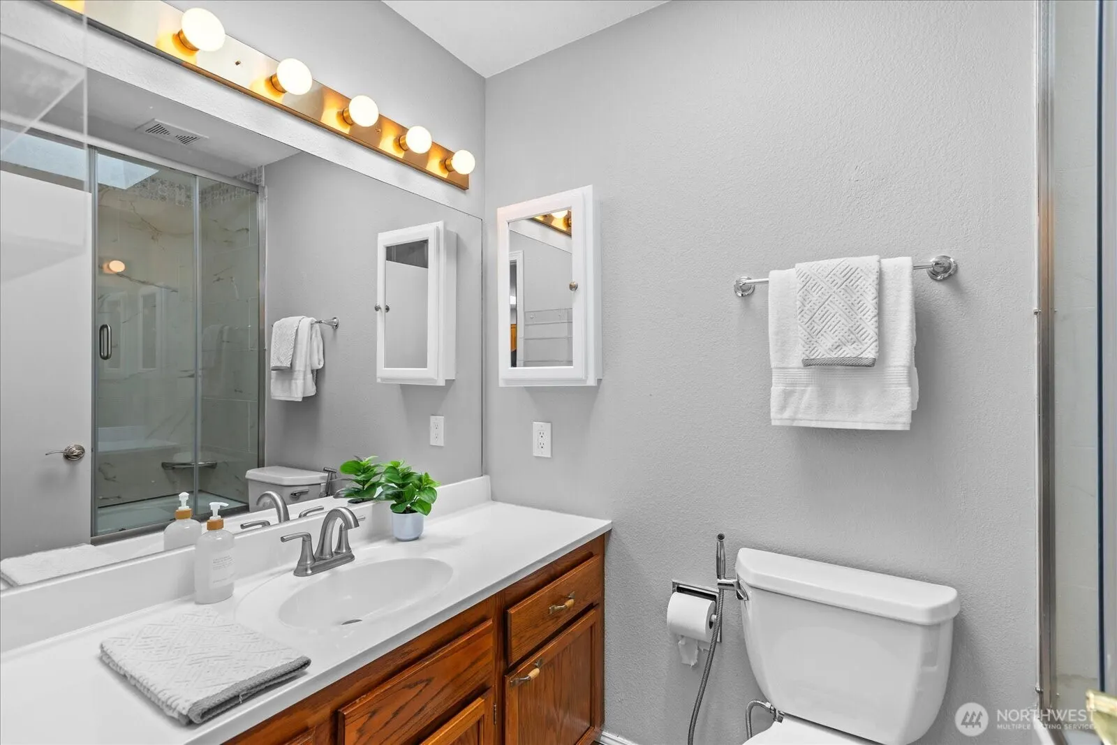 6301 168th Street SW, Lynnwood, WA 98037