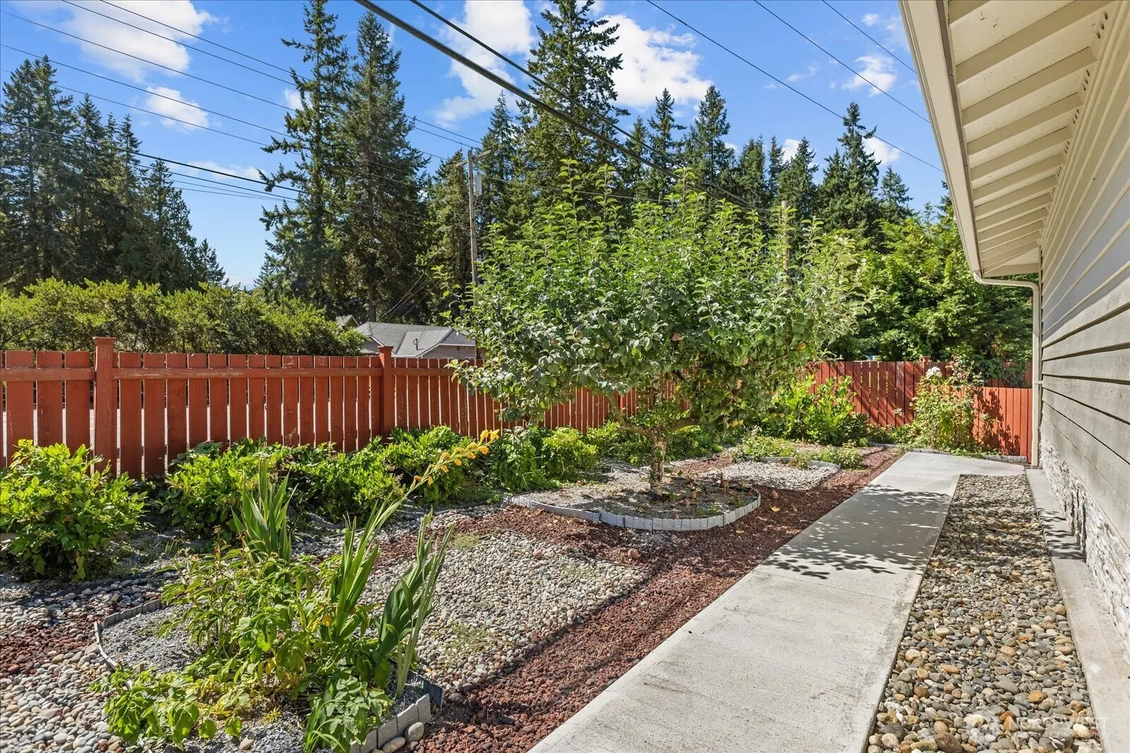 6301 168th Street SW, Lynnwood, WA 98037