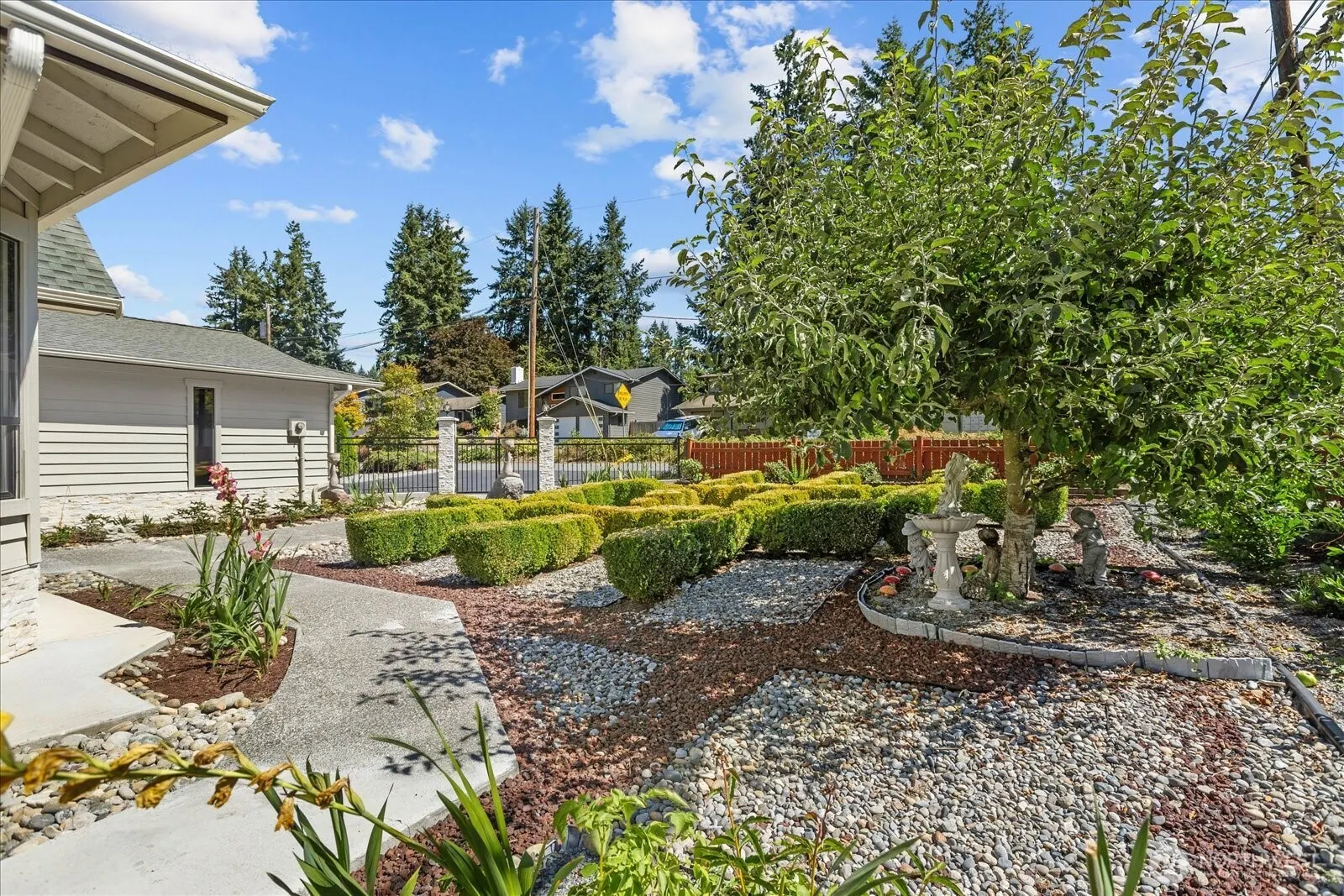 6301 168th Street SW, Lynnwood, WA 98037