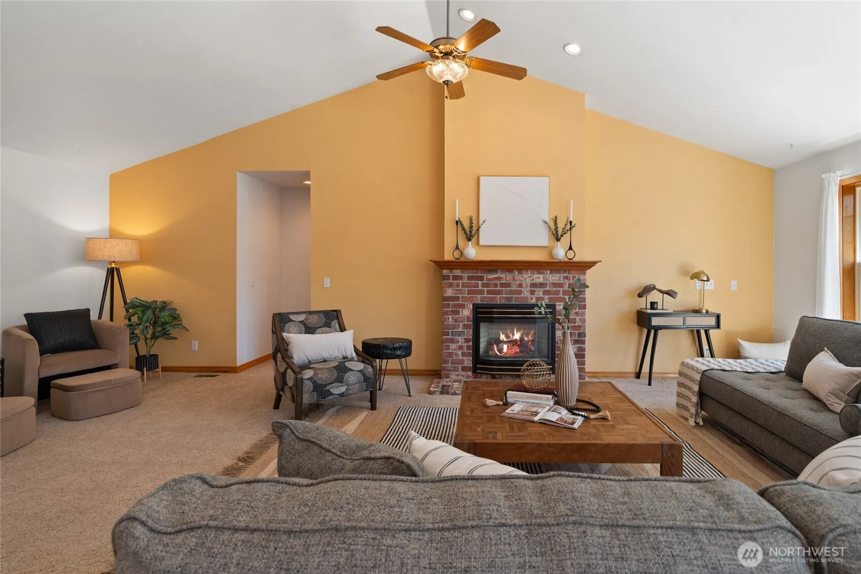 3817 S 251st Street , Kent, WA 98032