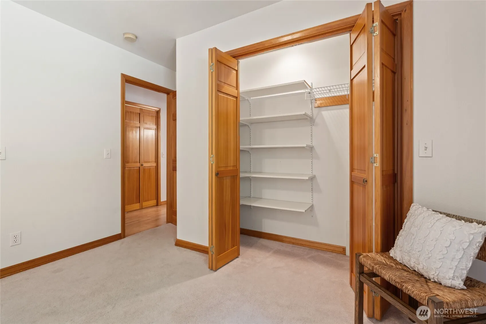 3817 S 251st Street , Kent, WA 98032