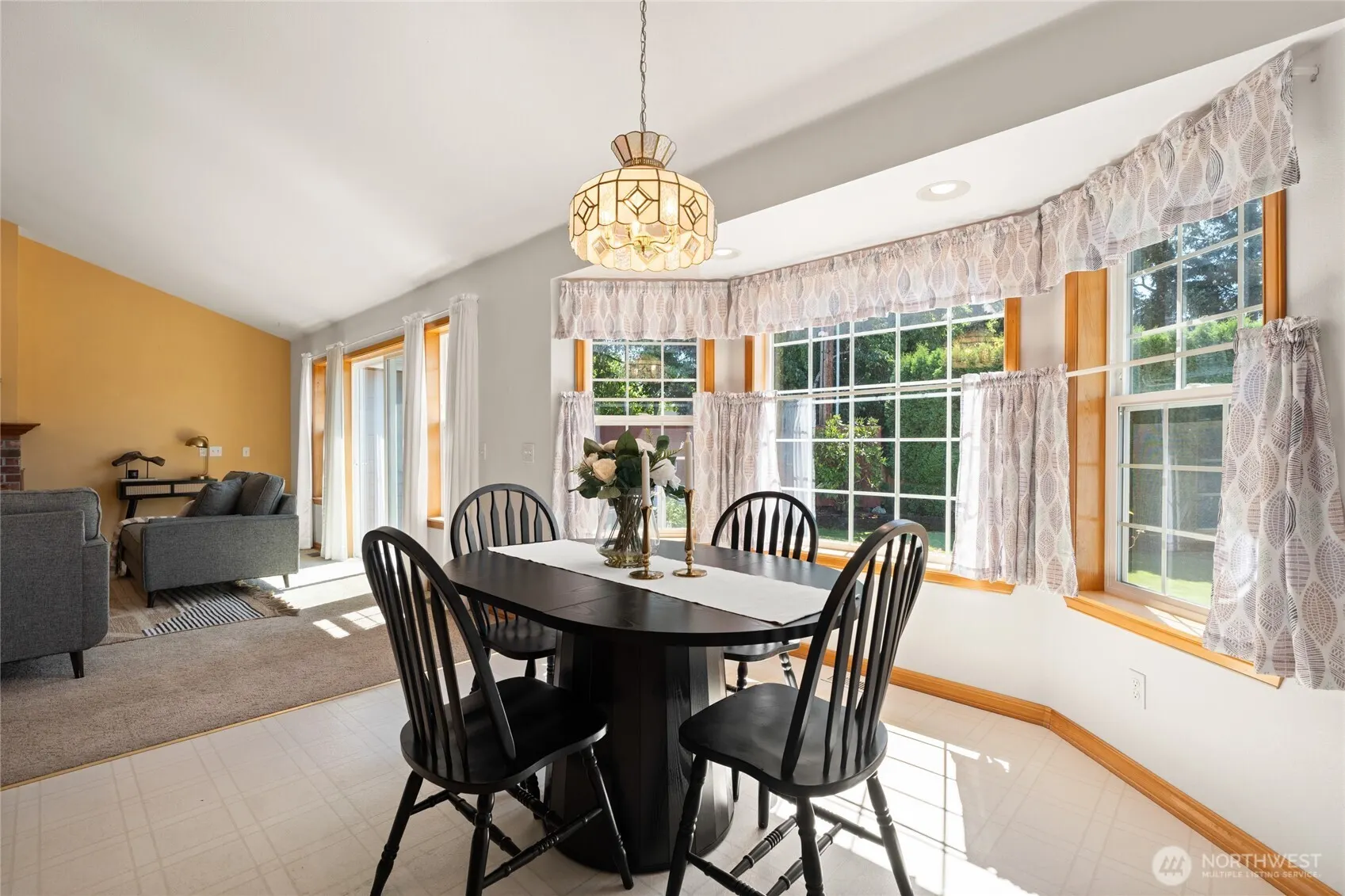 3817 S 251st Street , Kent, WA 98032