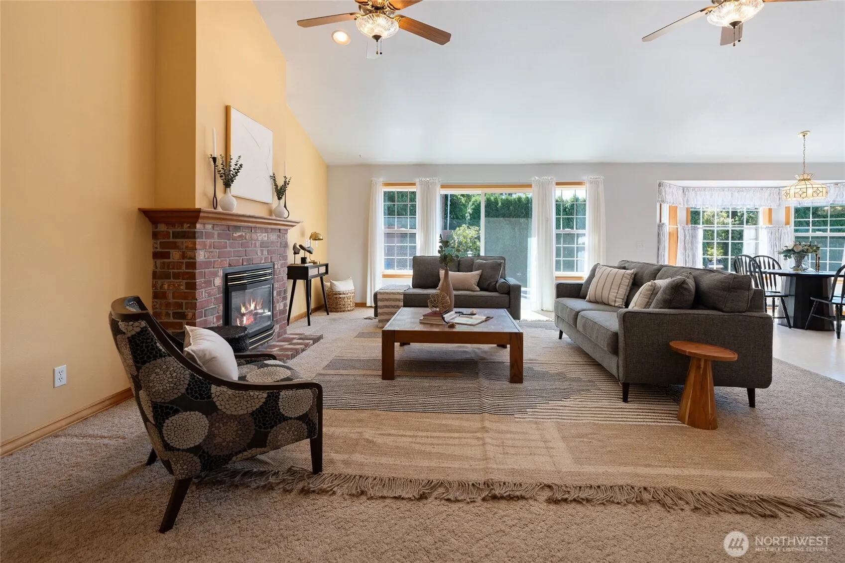3817 S 251st Street , Kent, WA 98032
