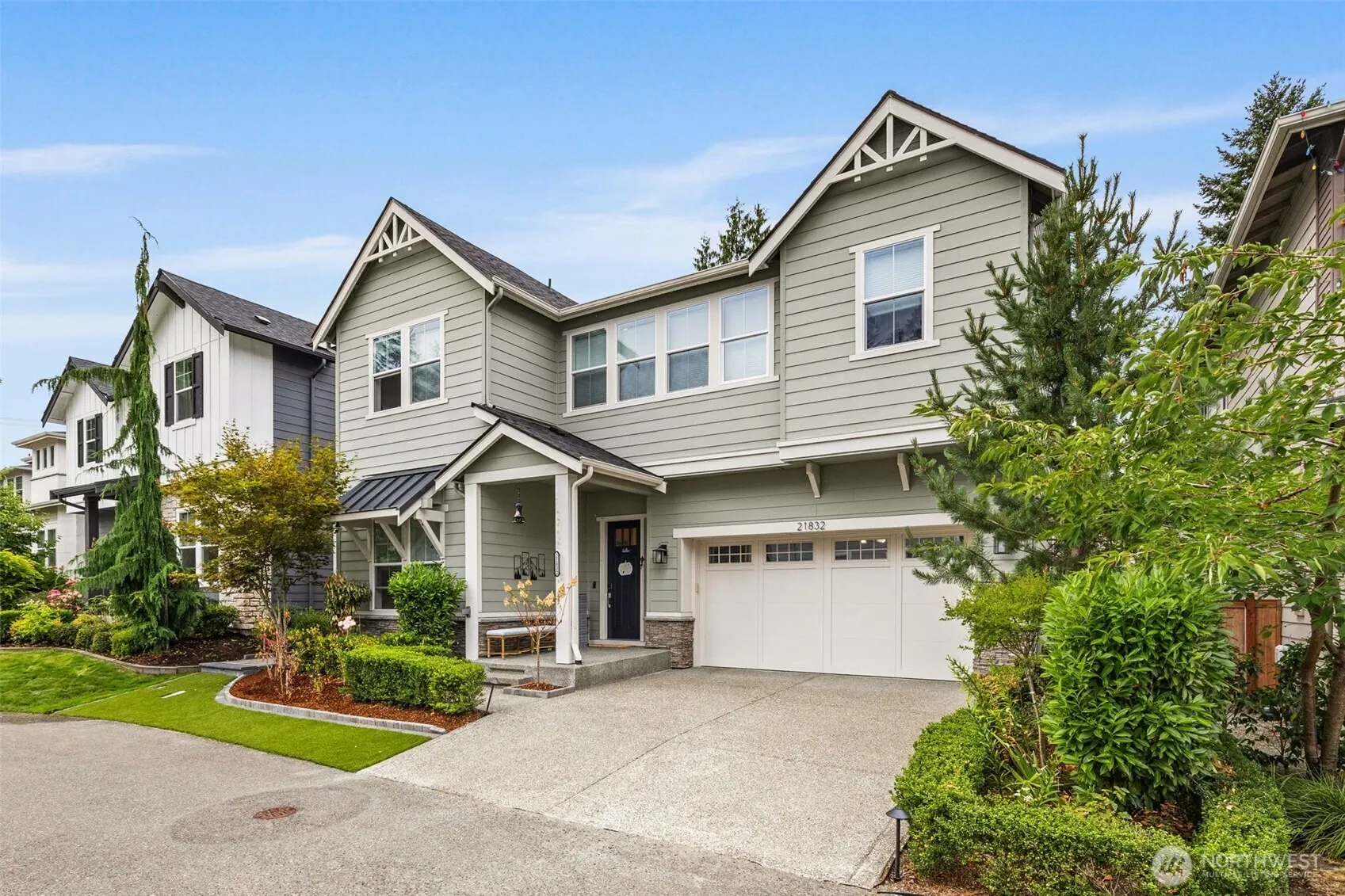 21832 SE 5th Place , Sammamish, WA 98074