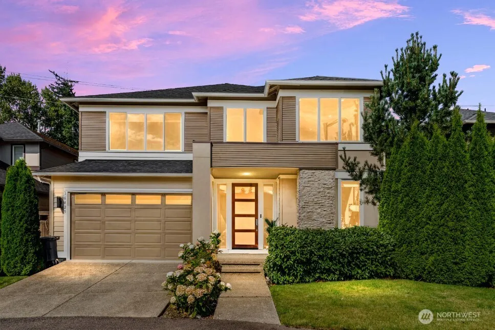 16425 SE 46th Court , Bellevue, WA 98006