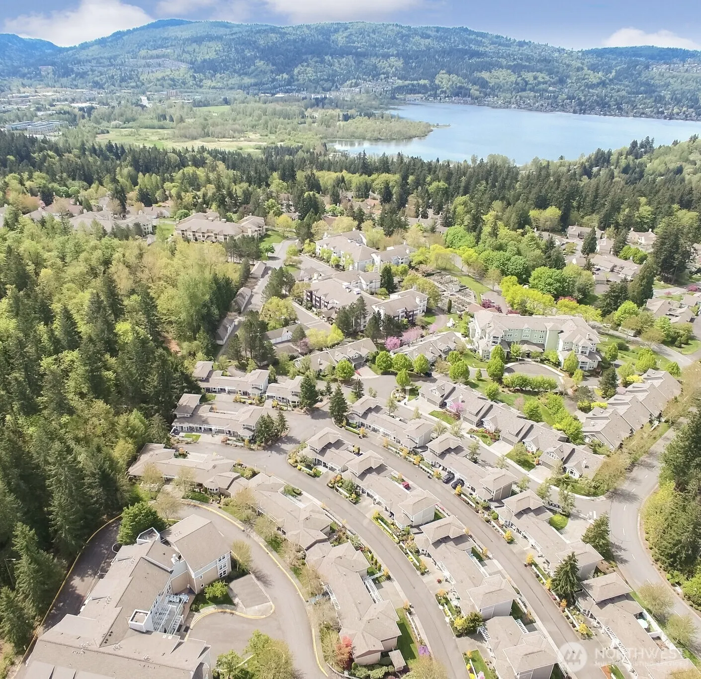 22475 SE 38th Terrace #1418, Issaquah, WA 98029-6283