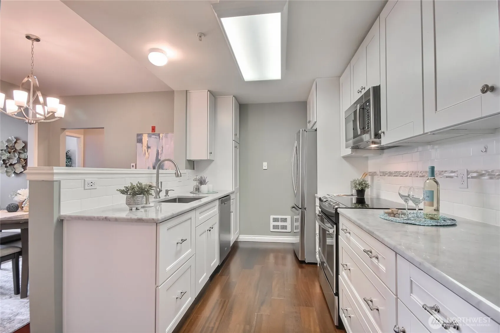 22475 SE 38th Terrace #1418, Issaquah, WA 98029-6283