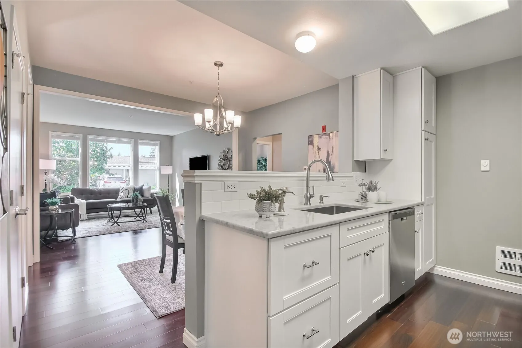 22475 SE 38th Terrace #1418, Issaquah, WA 98029-6283