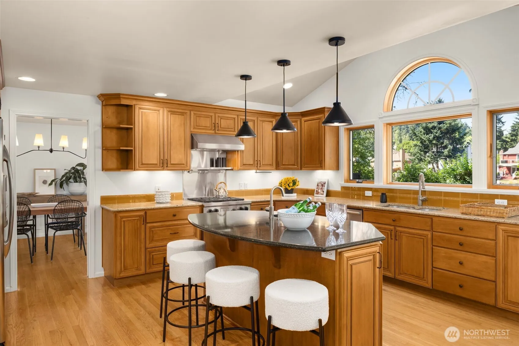11216 E Riverside Drive , Bothell, WA 98011