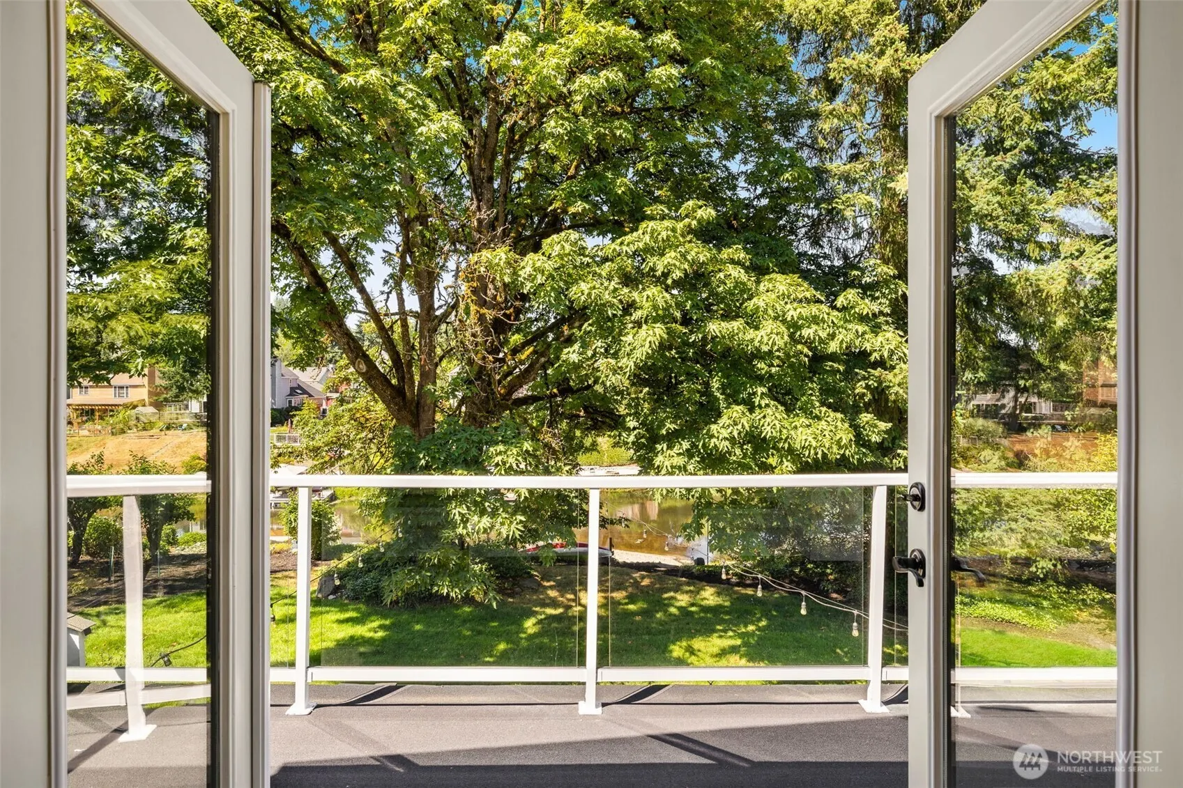 11216 E Riverside Drive , Bothell, WA 98011