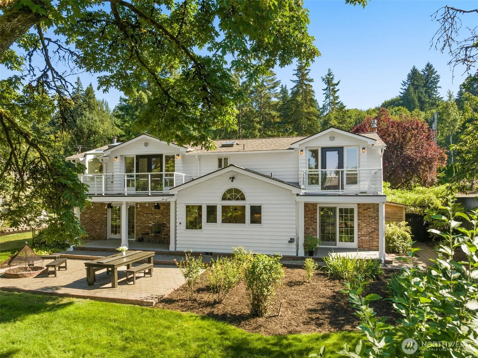 11216 E Riverside Drive , Bothell, WA 98011