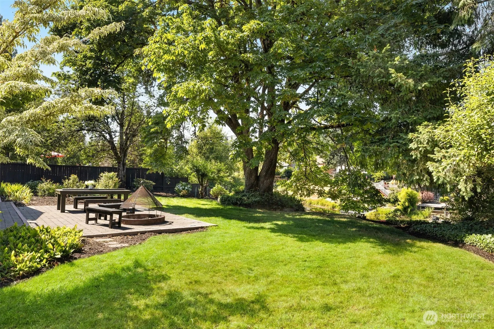 11216 E Riverside Drive , Bothell, WA 98011