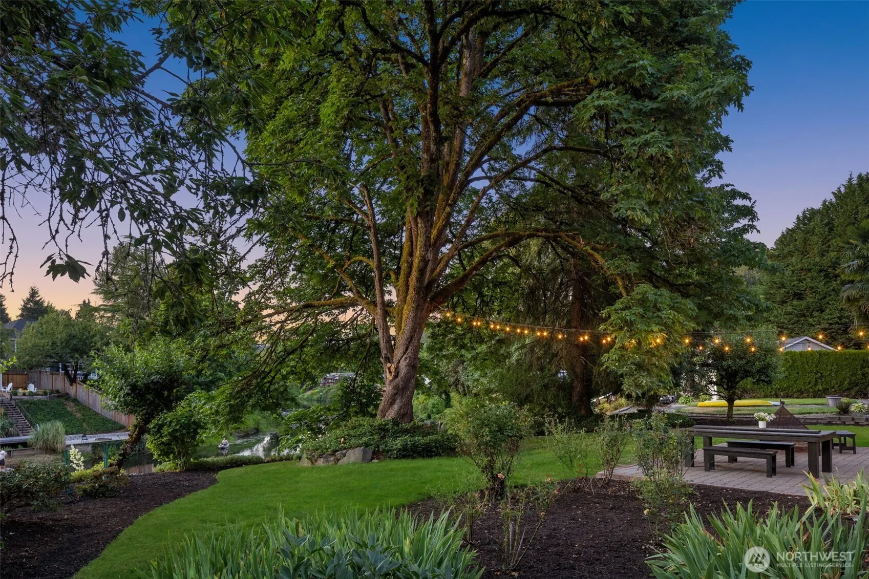 11216 E Riverside Drive , Bothell, WA 98011