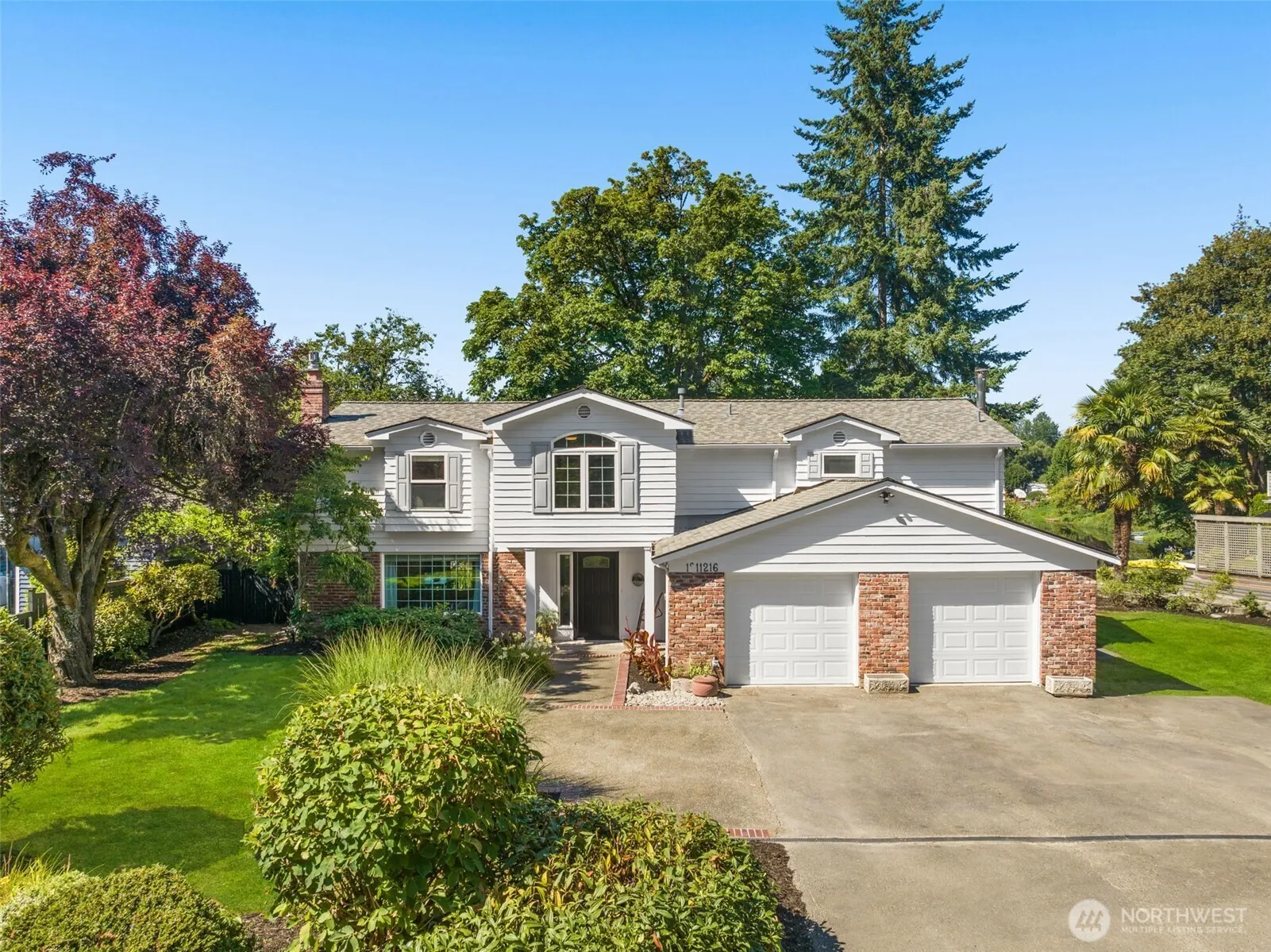 11216 E Riverside Drive , Bothell, WA 98011