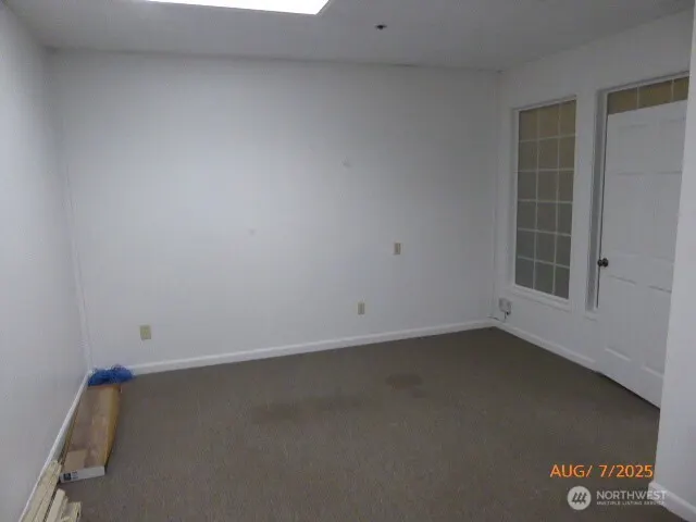 10116 Main St #104, Bothell, WA 98011