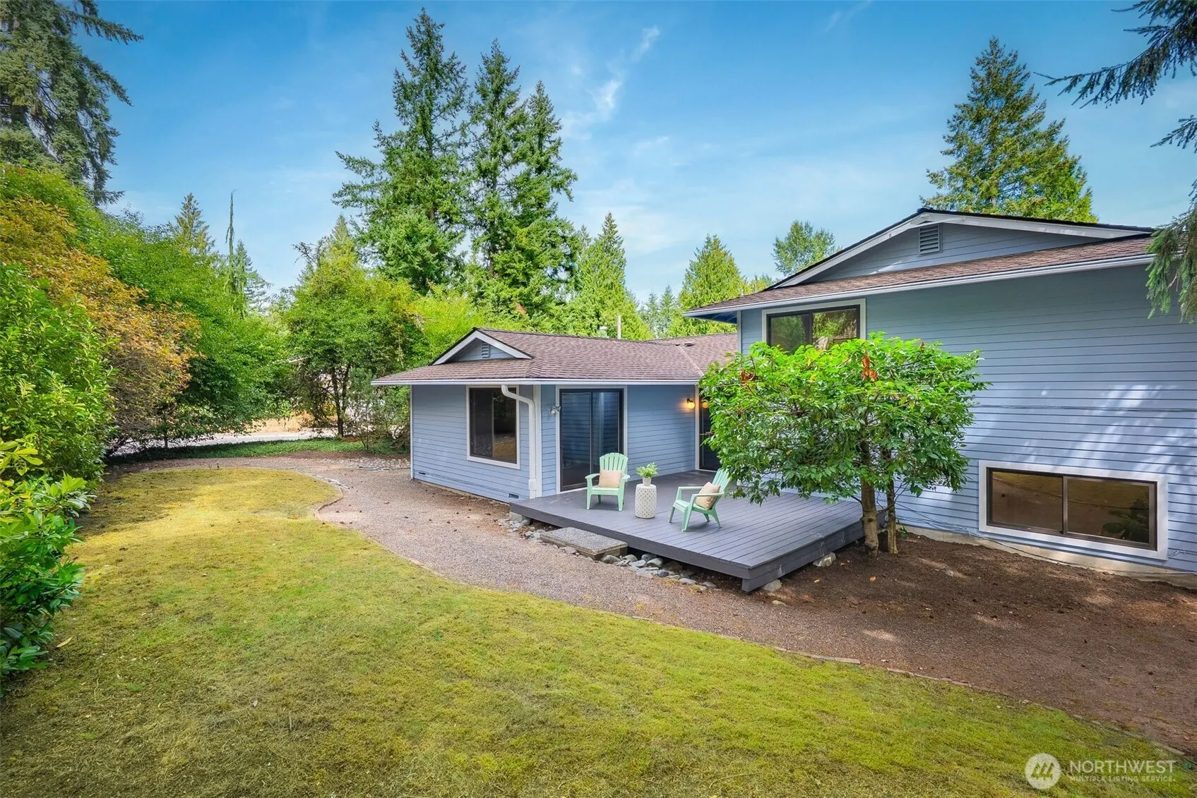 10925 165th Place NE, Redmond, WA 98052