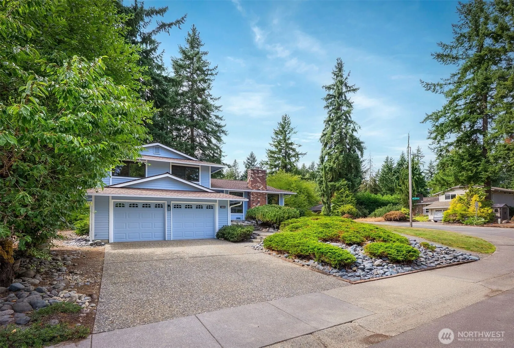 10925 165th Place NE, Redmond, WA 98052