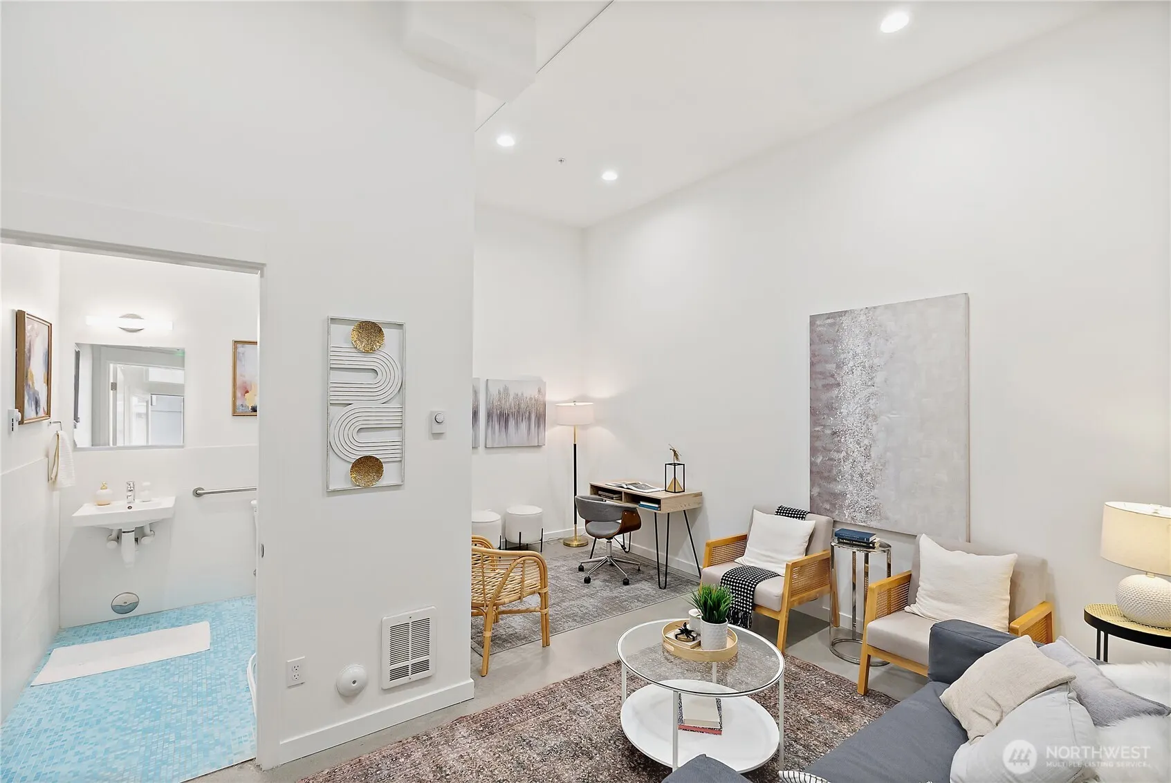 3611 2nd Avenue NW, Seattle, WA 98107-7912