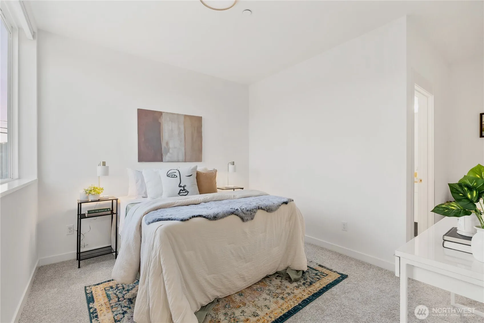 3611 2nd Avenue NW, Seattle, WA 98107-7912