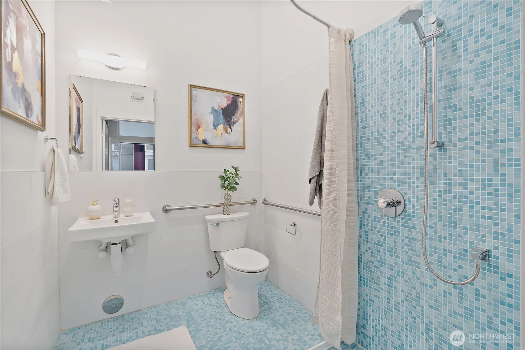 3611 2nd Avenue NW, Seattle, WA 98107-7912