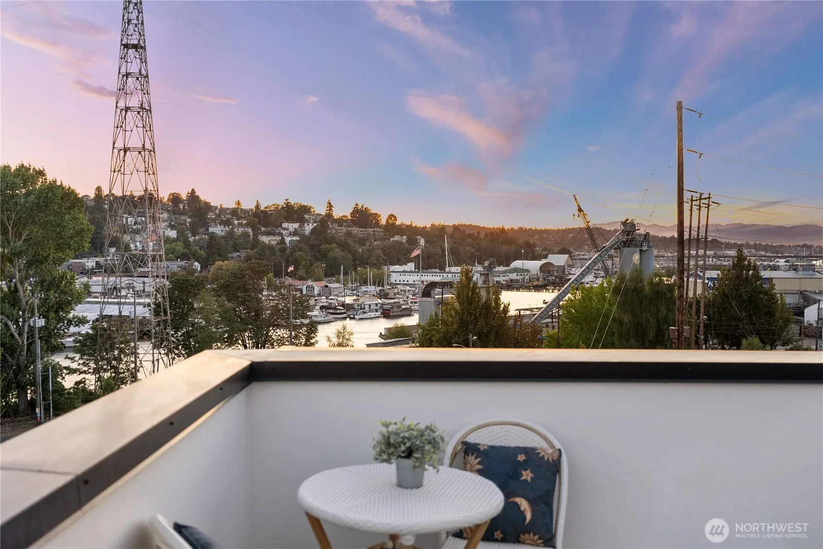 3611 2nd Avenue NW, Seattle, WA 98107-7912