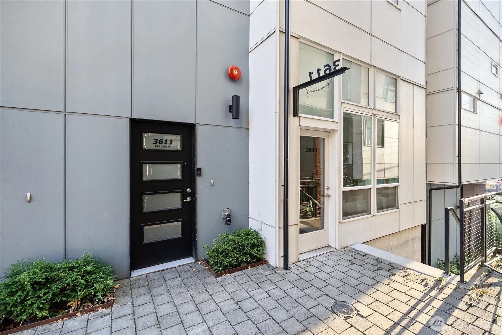 3611 2nd Avenue NW, Seattle, WA 98107-7912