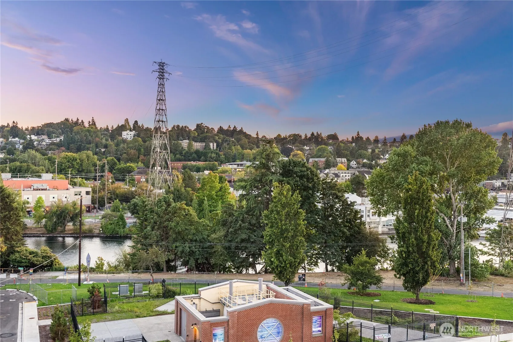 3611 2nd Avenue NW, Seattle, WA 98107-7912