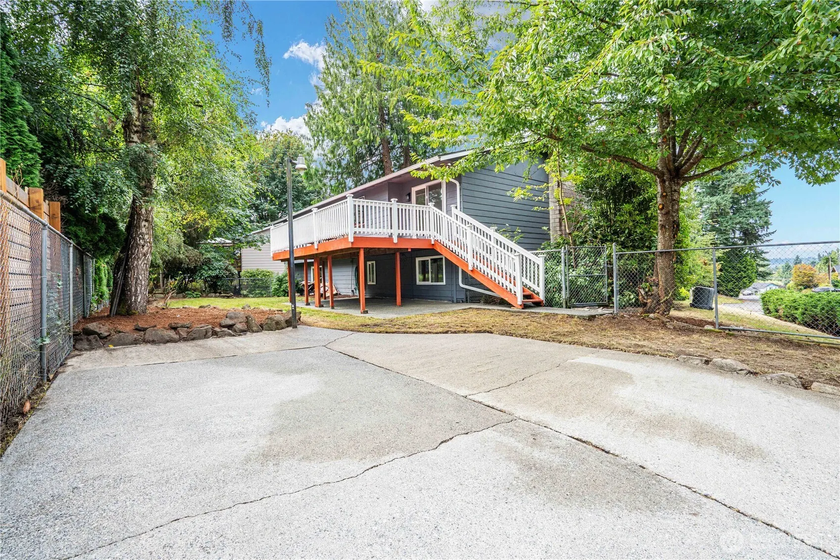 12619 NE 134th PL , Kirkland, WA 98034
