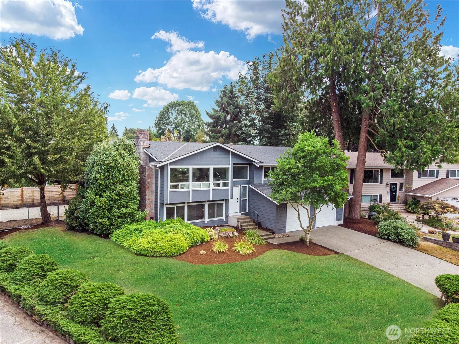 12619 NE 134th PL , Kirkland, WA 98034