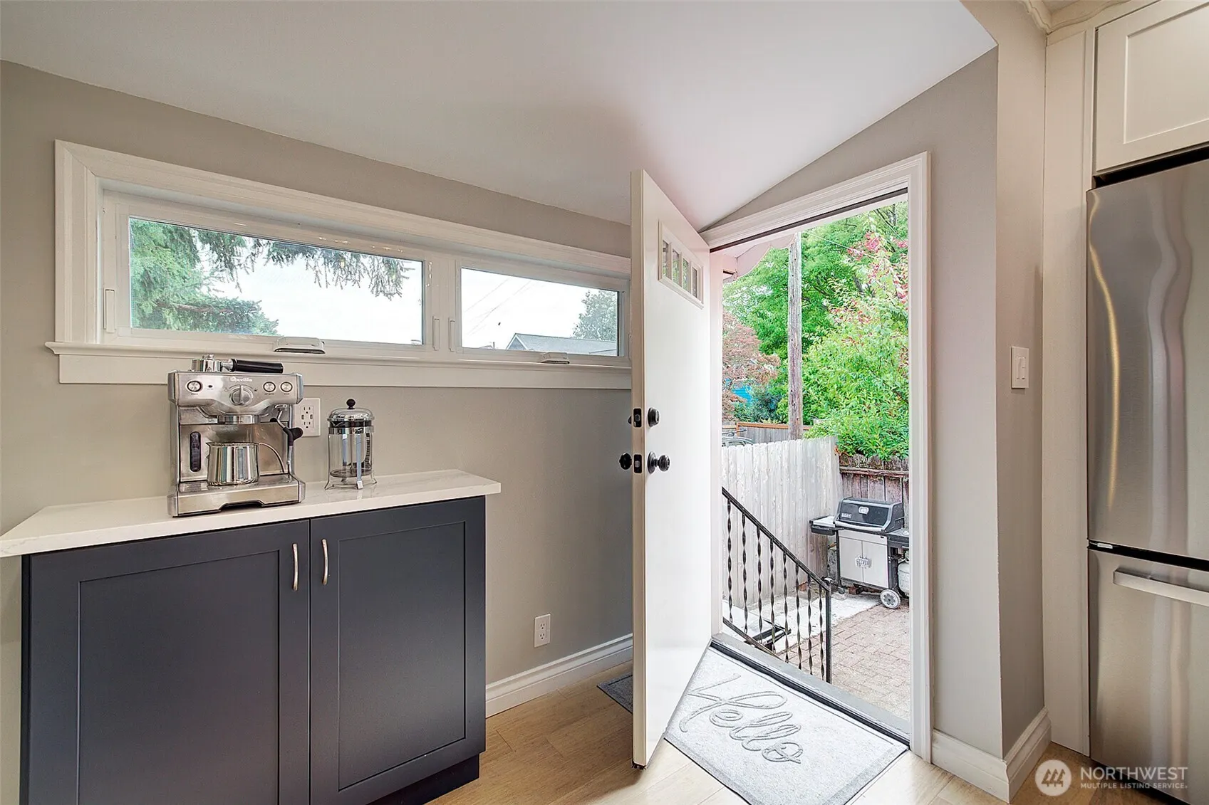 112 NW 83rd Street , Seattle, WA 98117