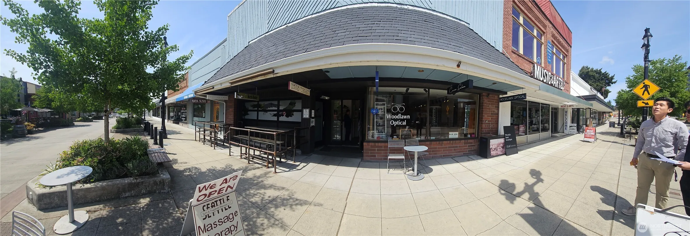 10116 Main St #B3, Bothell, WA 98011