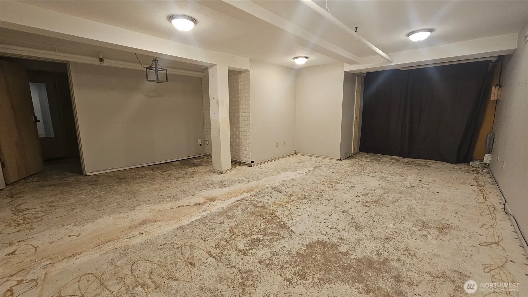 10116 Main St #B3, Bothell, WA 98011