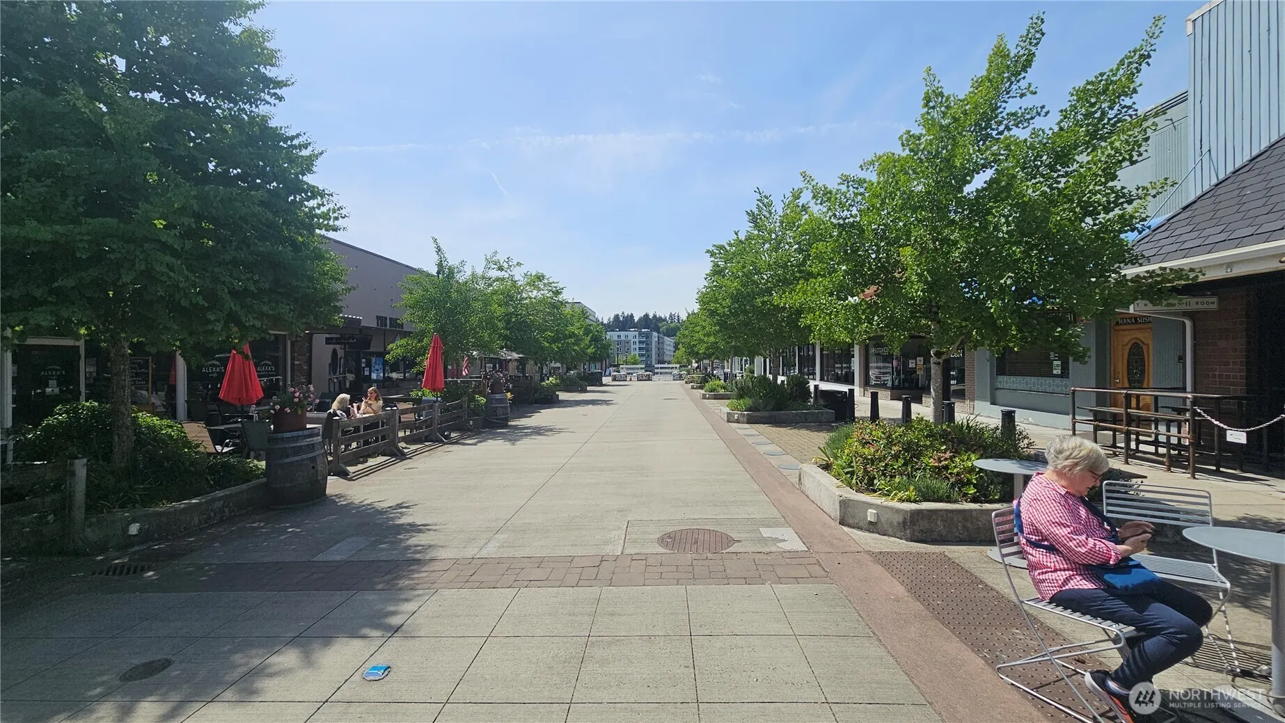 10116 Main St #B3, Bothell, WA 98011