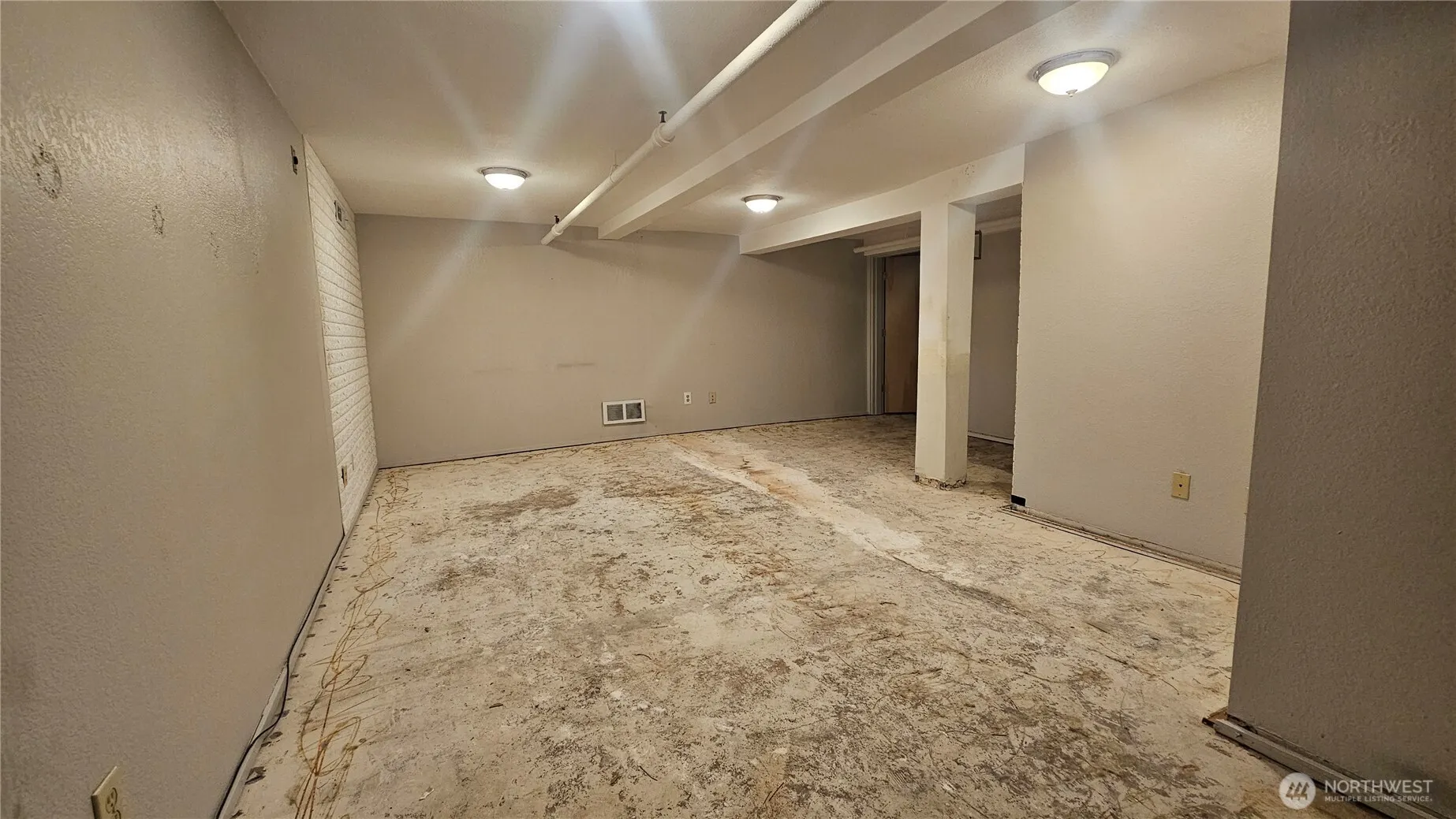 10116 Main St #B3, Bothell, WA 98011