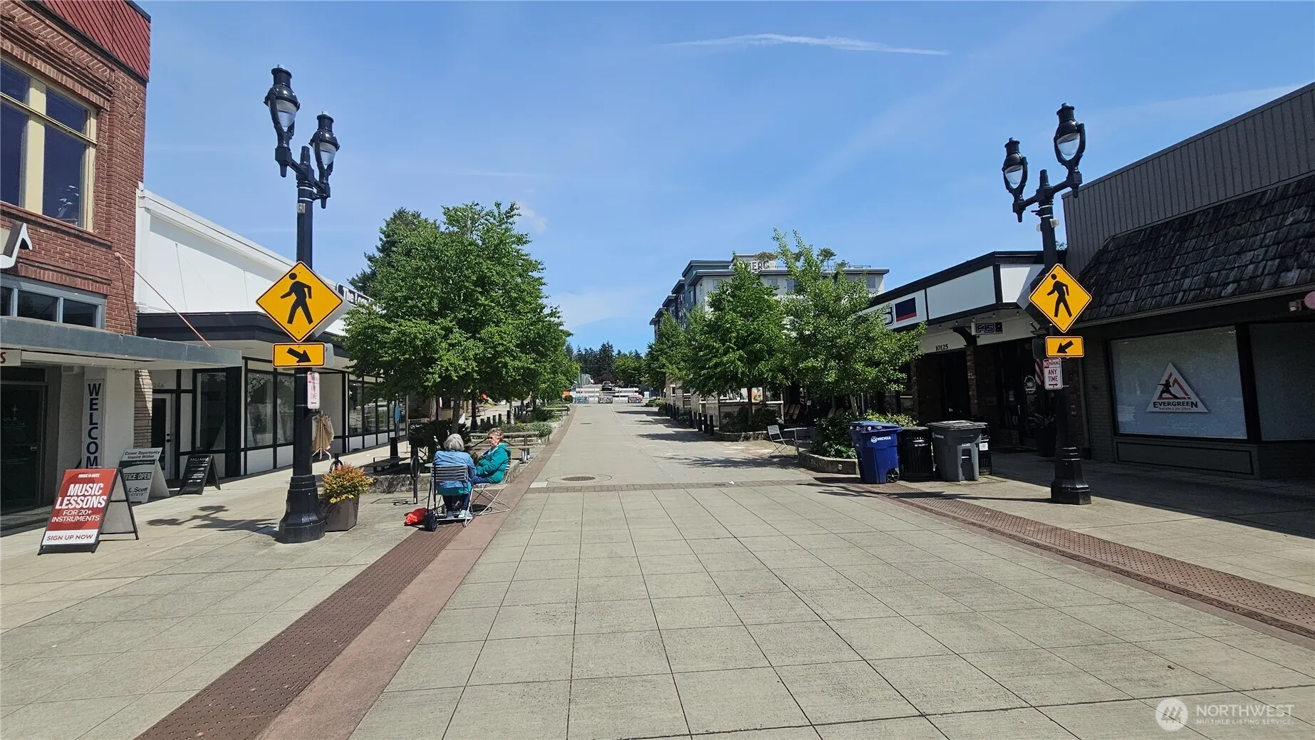 10116 Main St #B3, Bothell, WA 98011
