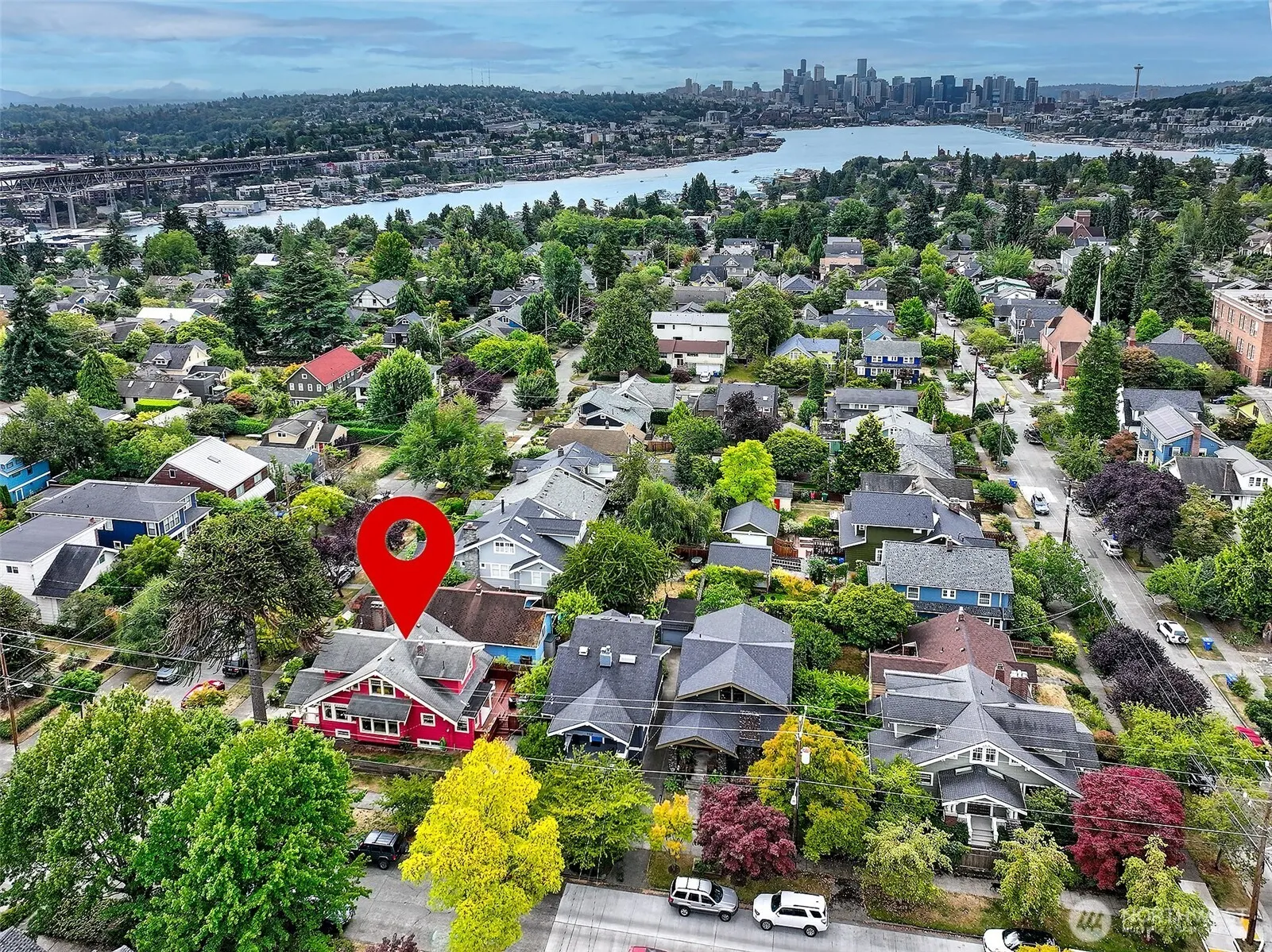 4233 Corliss Avenue N, Seattle, WA 98103